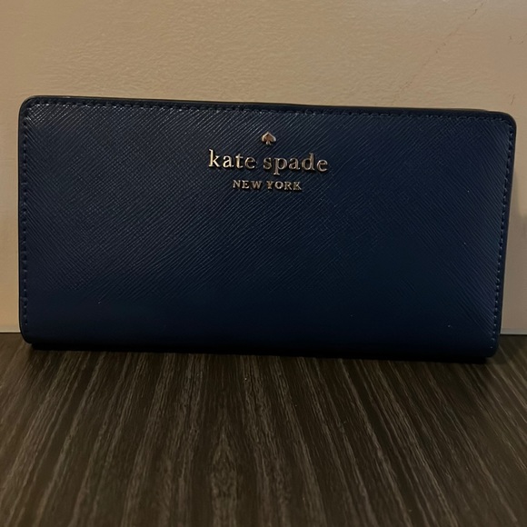 Kate Spade slim bifold wallet - Picture 1 of 2